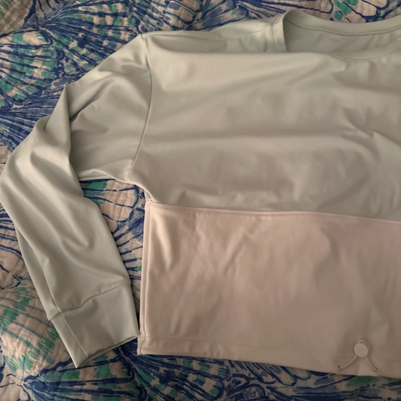 Zyia Mint Cinch Crop Long Sleeve T Size Large mint green and white - Picture 2 of 5
